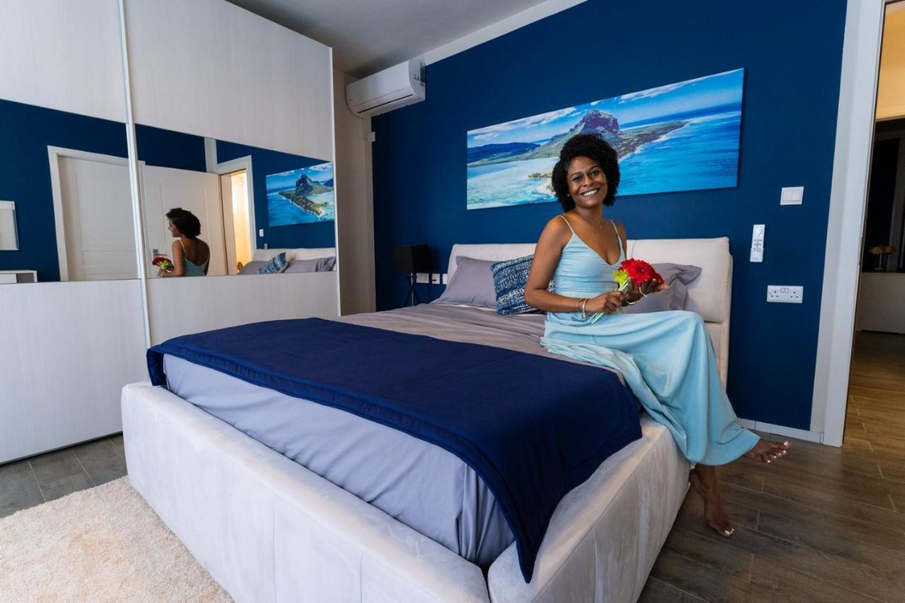 Preety Blue Residence Villas Grand Baie Bagian luar foto