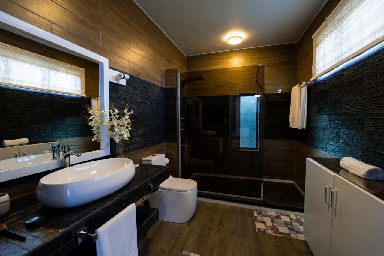 Preety Blue Residence Villas Grand Baie Bagian luar foto