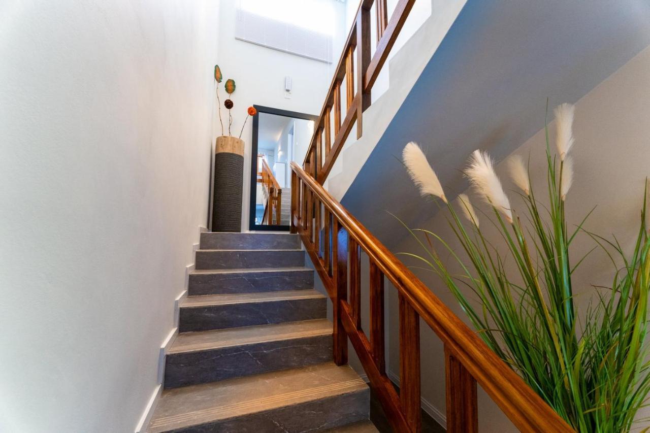 Preety Blue Residence Villas Grand Baie Bagian luar foto