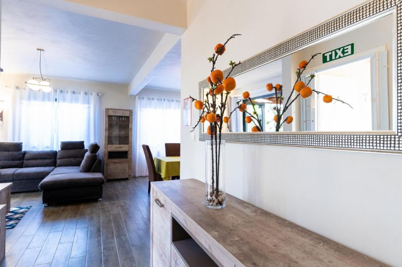 Preety Blue Residence Villas Grand Baie Bagian luar foto