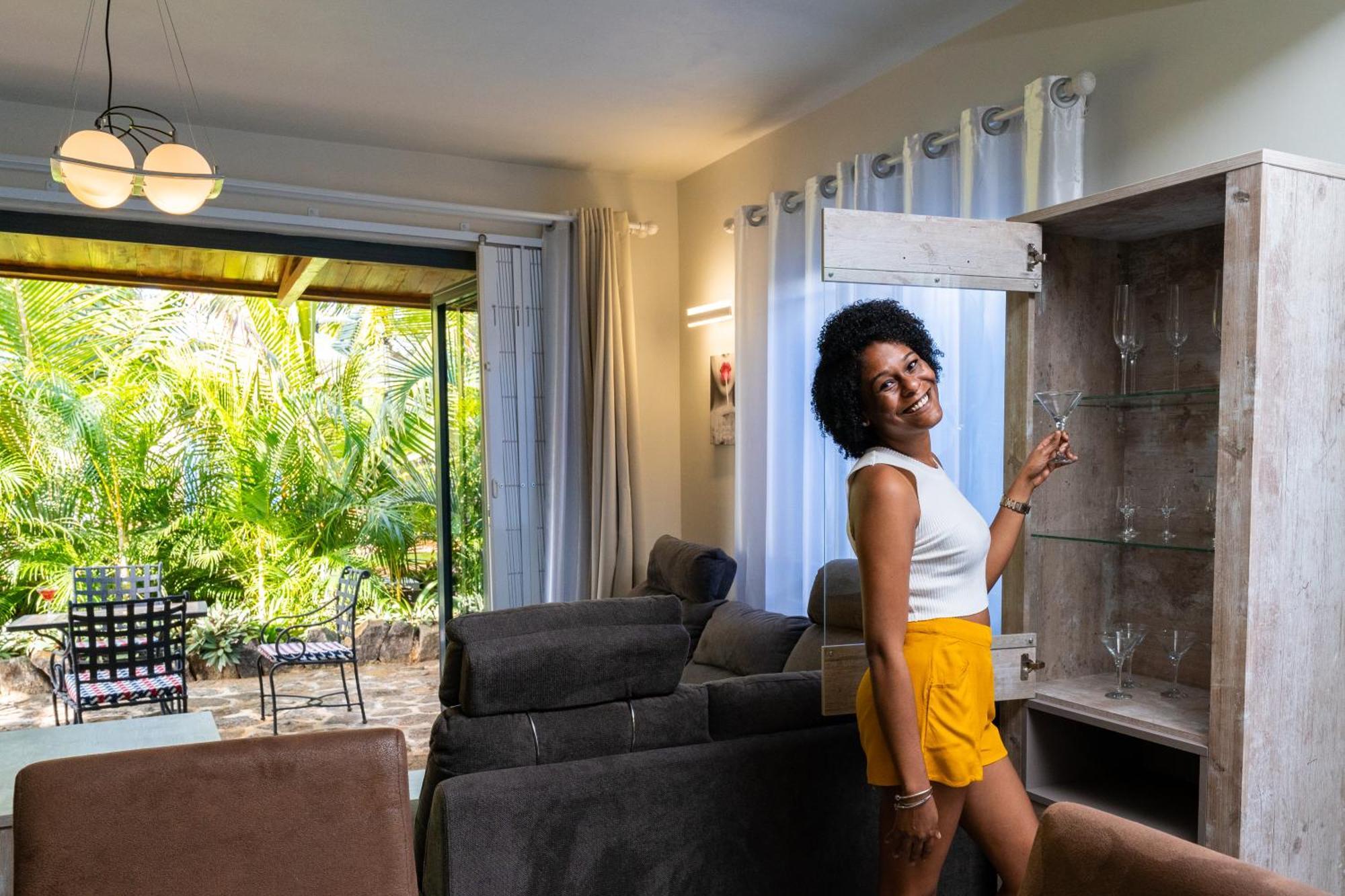 Preety Blue Residence Villas Grand Baie Bagian luar foto